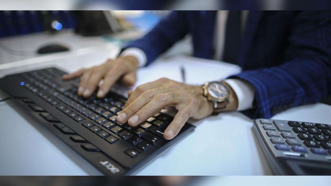 23 Nisan’da Bankalar, Okullar, Hastaneler Açık Mı? Detaylı Liste