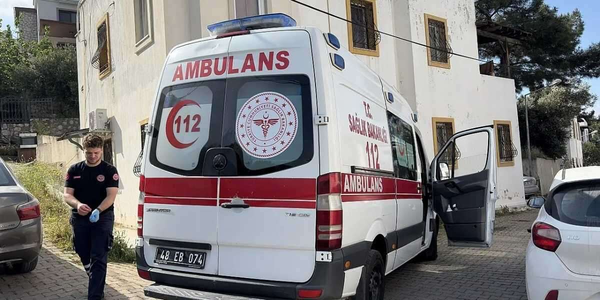 Muğla’da Geri Manevra Kazası, Yaralı Hastaneye Kaldırıldı