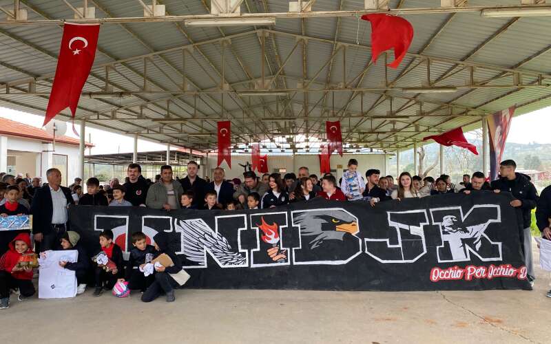 Muğla’da 23 Nisan Coşkusu: Muhtarlar El Ele Verdi, Çocuklar Bayramı Doyasıya Yaşadı