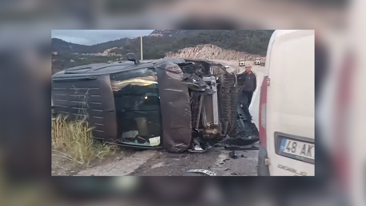 Milas-Yatağan Yolunda Aynı Noktada İkinci Kaza: 3 Yaralı