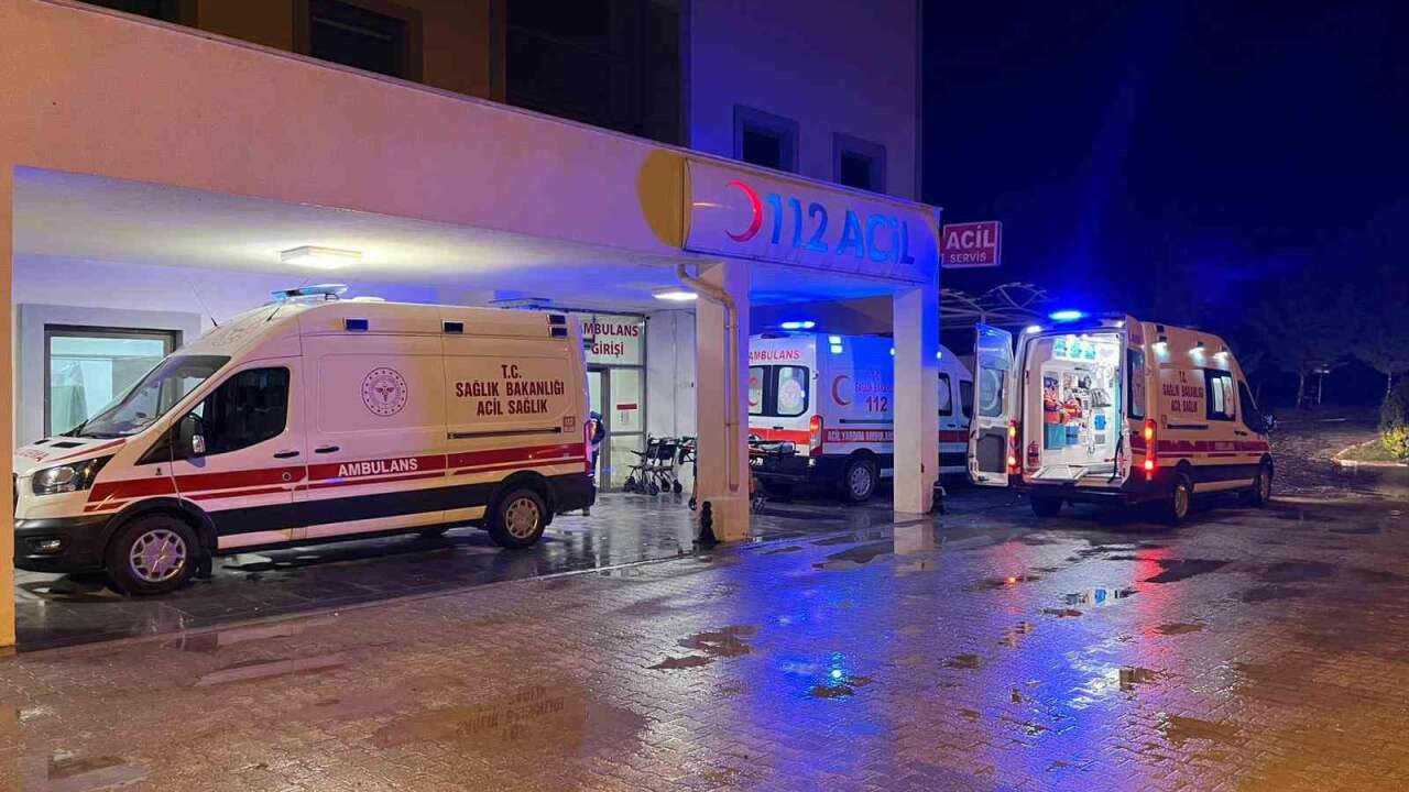 Karbonmonoksit Gazından 3 Kişi Zehirlendi: Hastaneye Kaldırıldı