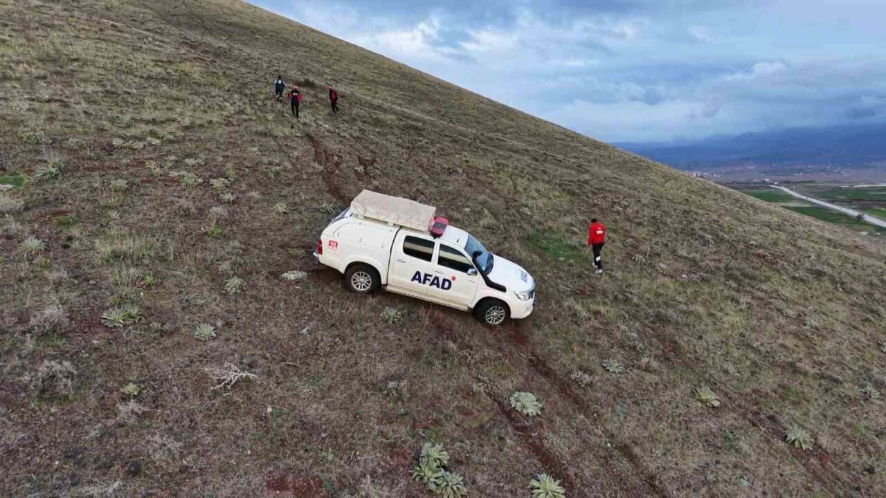 Ailesine İntih*r Mesajı Atan Adam Dağda Ölü Bulundu