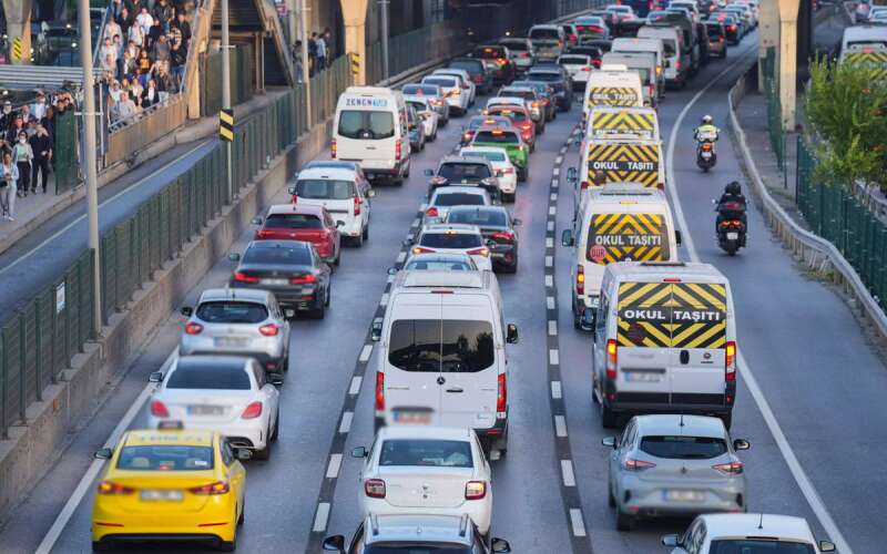 Sürücülere Kötü Haber: Motorin ve Benzine Çifte Zam Geliyor