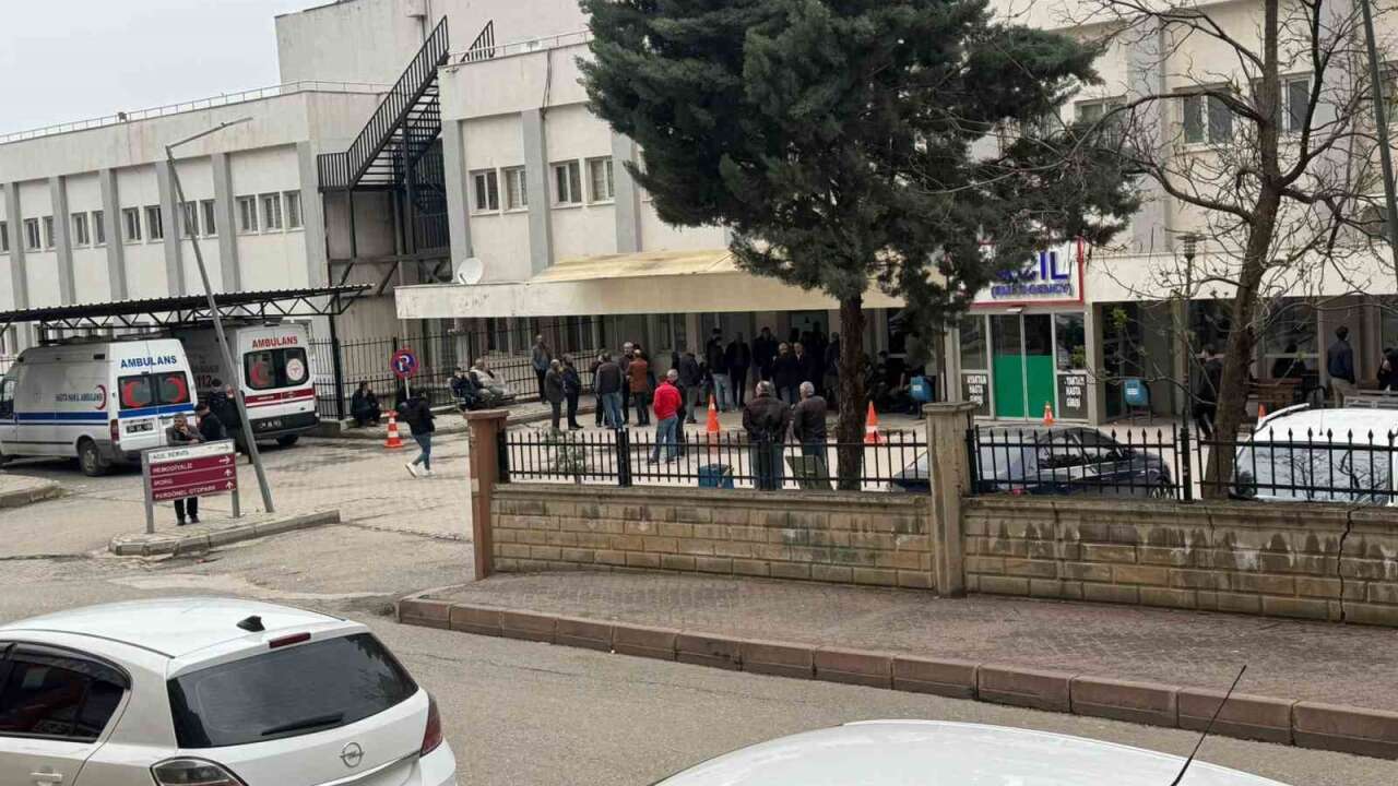 Süs Havuzuna Düşen Çocuk Hayatını Kaybetti