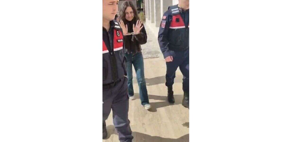 İkizköy Muhtarı’nın Kızı Esra Işık'ın Tutukluluğunun Devamına Karar Verildi