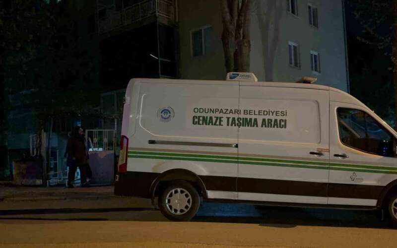 Günlerdir Haber Alınamıyordu: Adam Evinde Öl* Bulundu