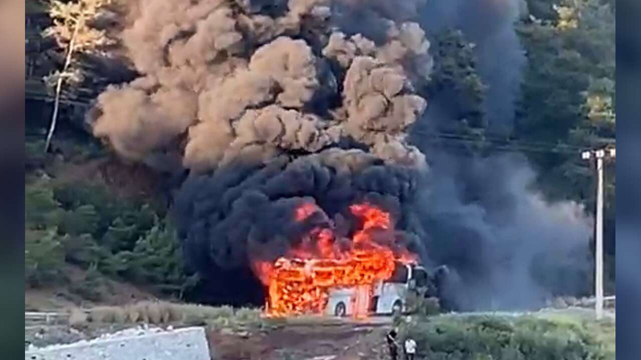 Marmaris’te Tur Otobüsü Alev Alev Yandı