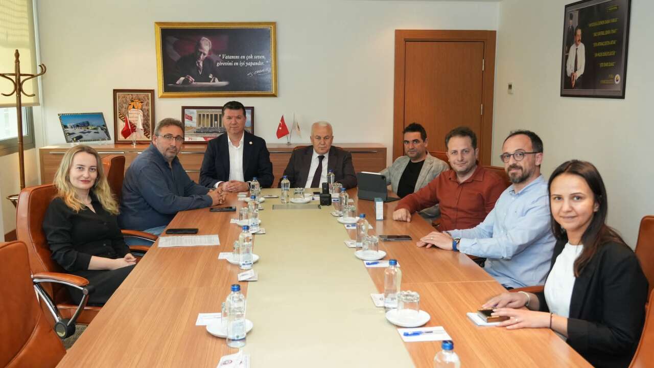 Muğla’da Apiterapik Ürünler Eczanelerde Satışa Sunuluyor