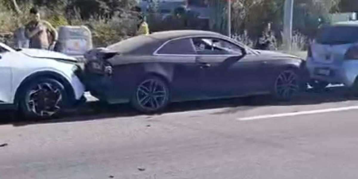 Muğla’da Zincirleme Kaza: 5 Araç Birbirine Girdi, Trafik Kısa Süreli Aksadı