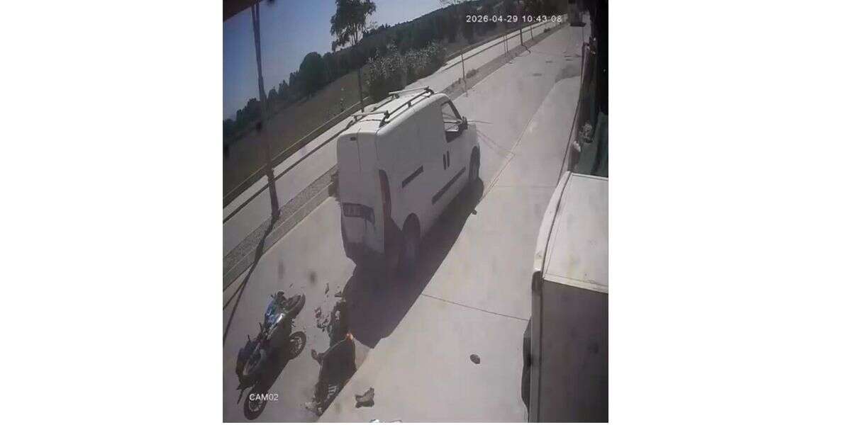 Muğla’da Tehlikeli Sollama Kazayla Bitti: O Anlar Kamerada