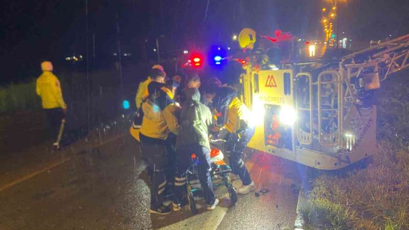Gece Yarısı Yolcu Otobüsü Devrildi: 3 Ölü, 26 Yaralı