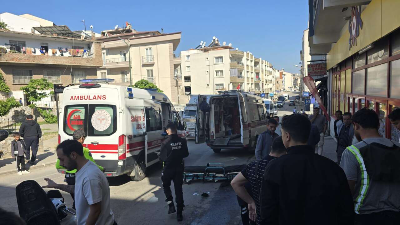 Muğla'da Motosiklet Yayaya Çarptı: 2 Yaralı