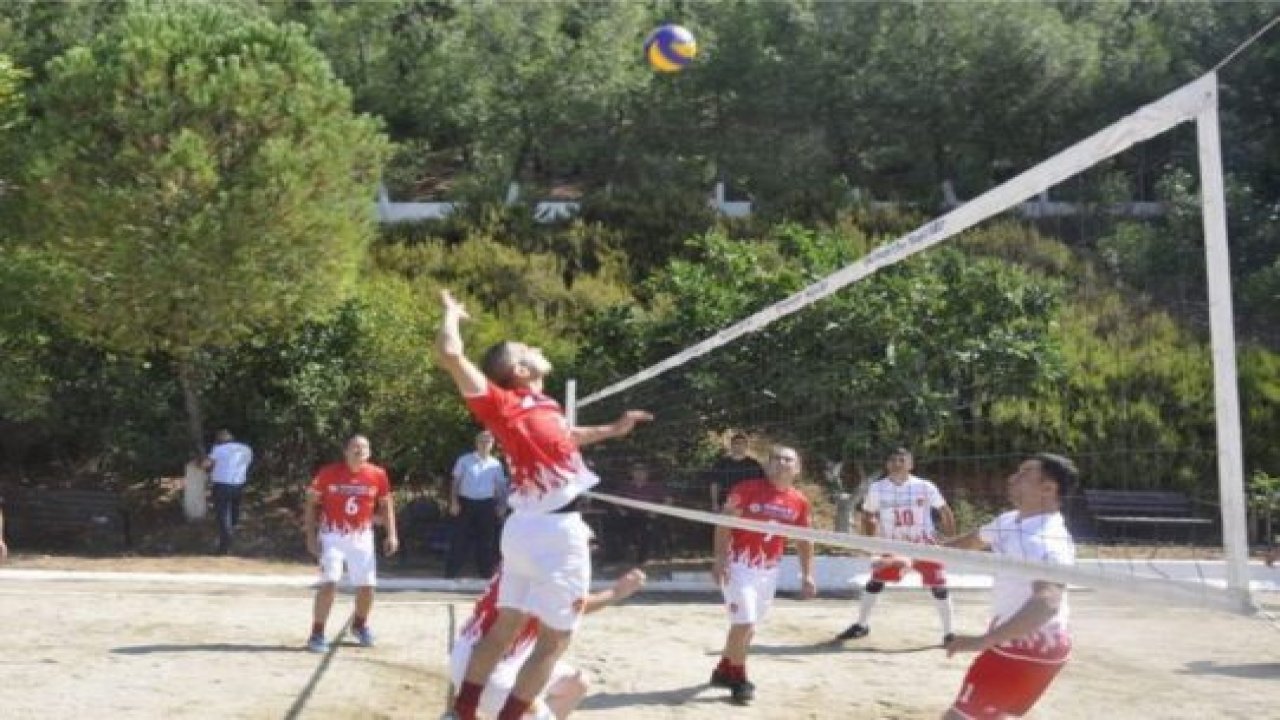 Turnuvaya galibiyetle başladılar