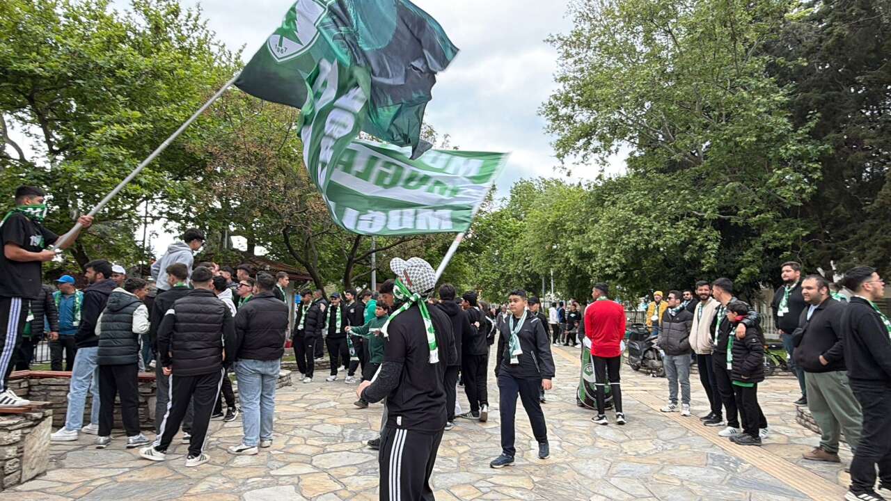 Sınırsızlık Meydanı’ndan Stadyuma Yürüdüler: Muğlaspor Taraftarı Tek Yürek Oldu