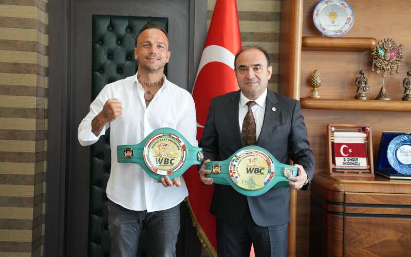 “Demir Yumruk” Şükrü Altay’dan Seydikemer Belediye Başkanına Ziyaret