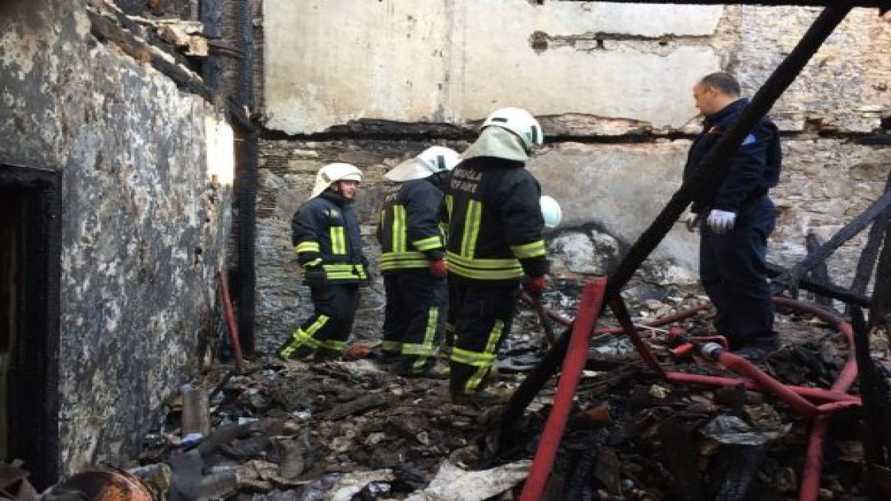 Tarihi binaların bulunduğu sokakta ikinci yangın