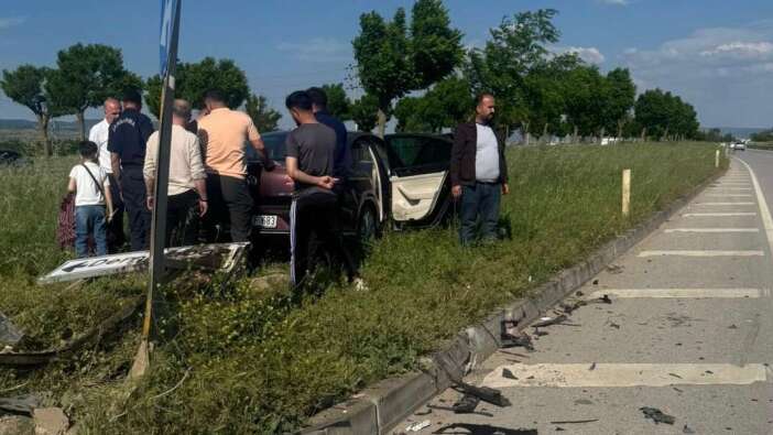 Belediye Başkanı Trafik Kazası Geçirdi