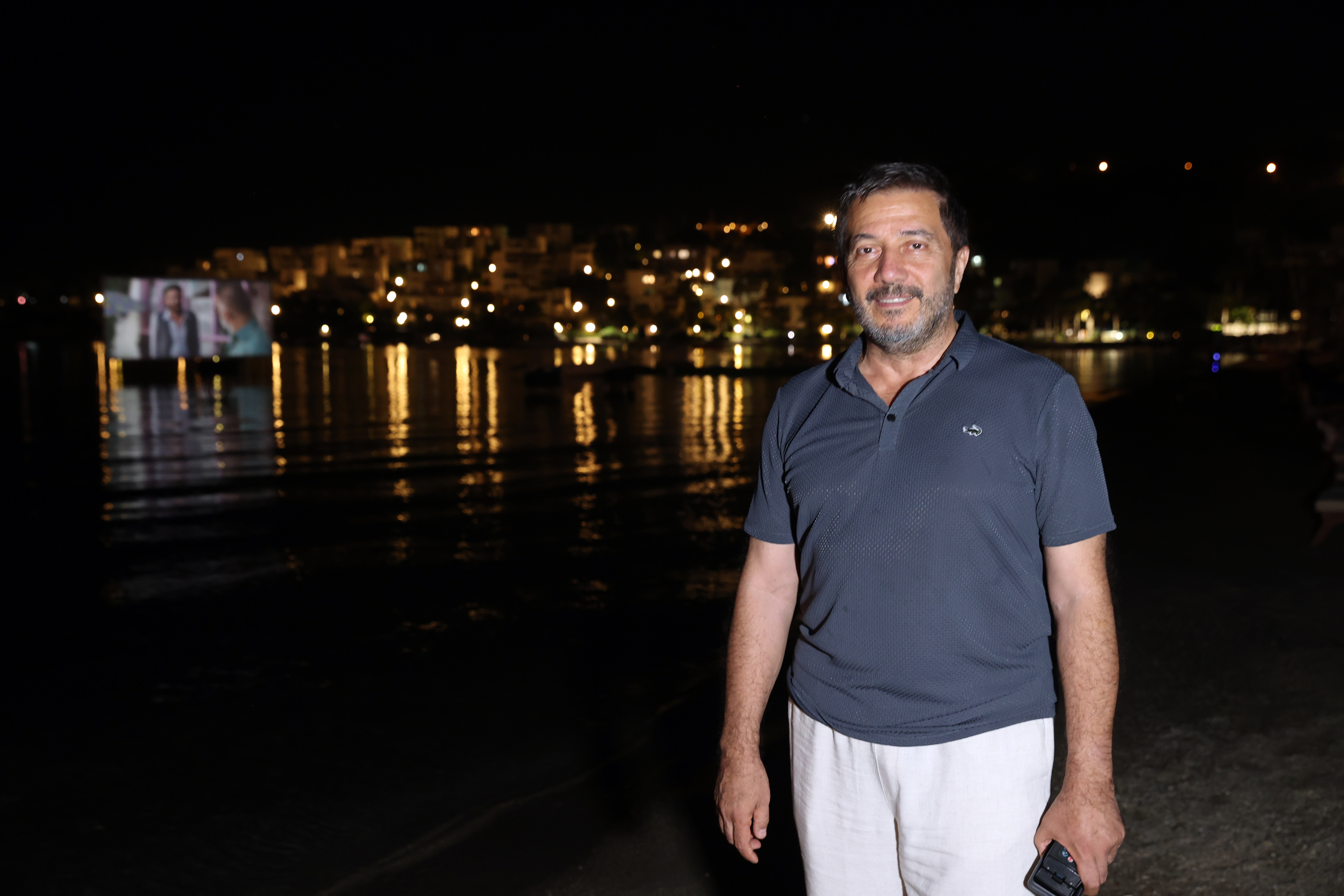 aa-20241006-35842386-35842383-12-bodrum-turk-filmleri-haftasinda-efsane-filmi-gosterildi.jpg