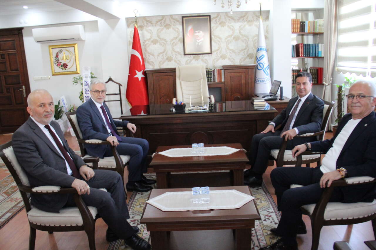 550366056-1204074931757030-7273132598127483939-n