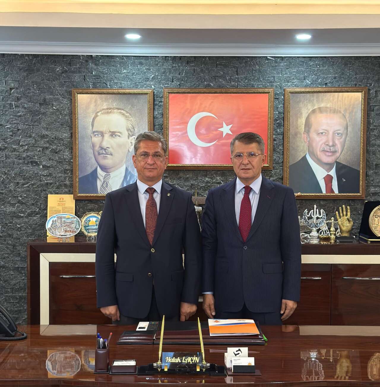 whatsapp-image-2025-09-17-at-18-03-18-2