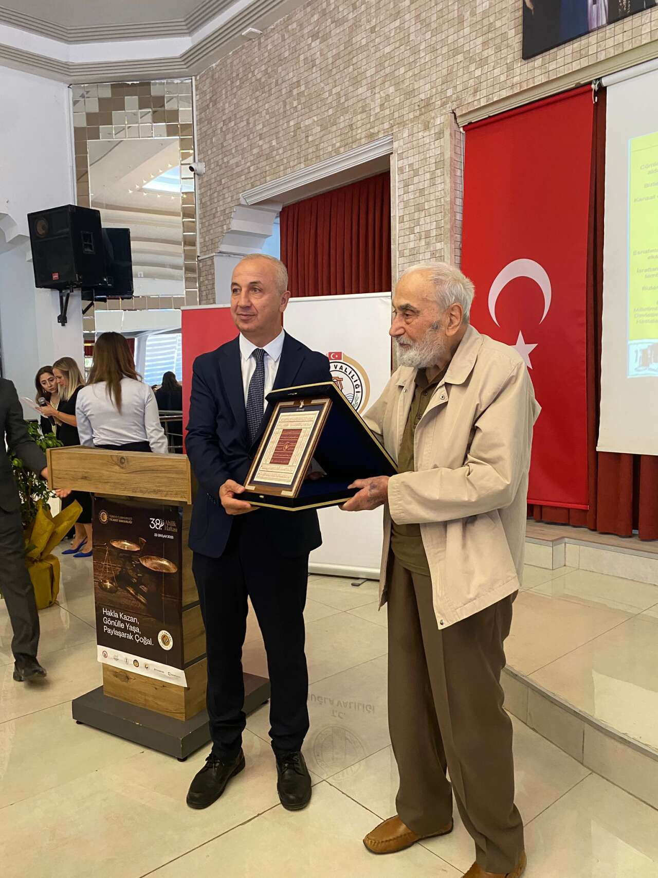 whatsapp-image-2025-09-24-at-12-27-16-3