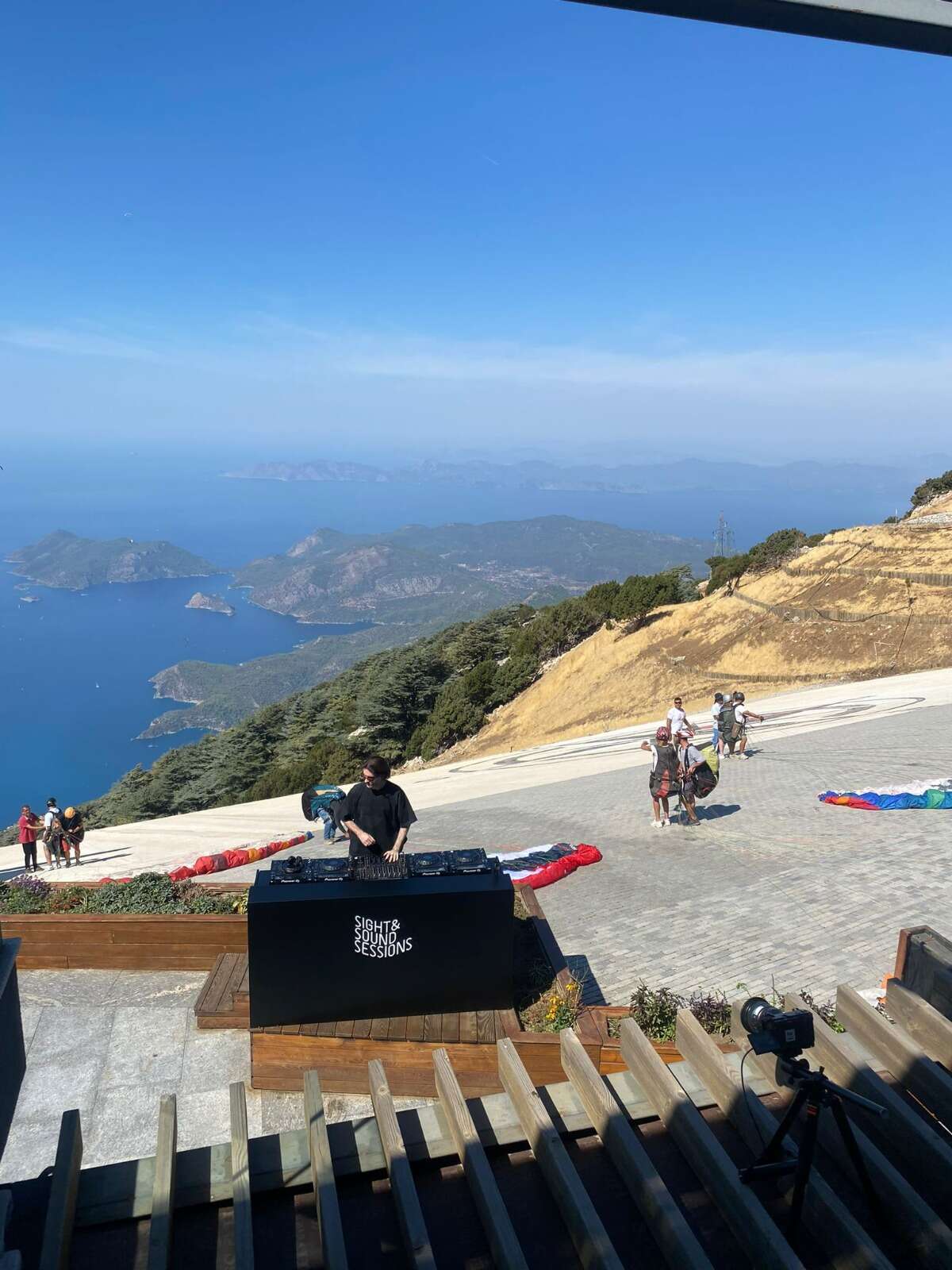 whatsapp-image-2025-10-01-at-11-55-44