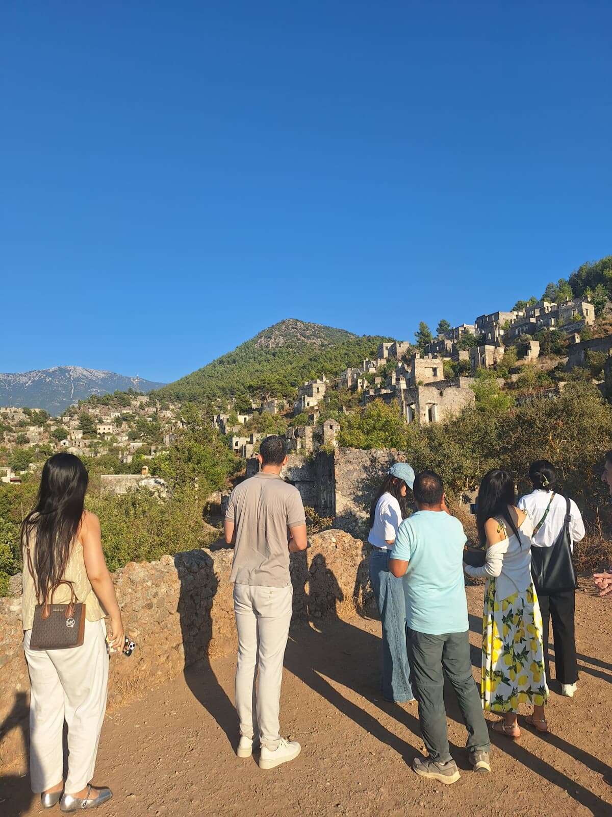 whatsapp-image-2025-10-01-at-16-05-05-3