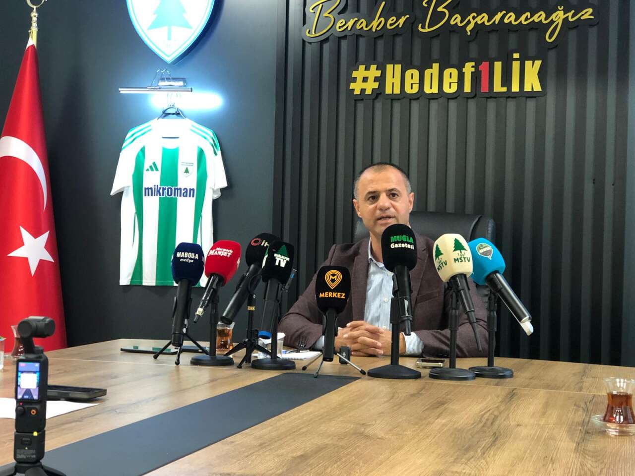 whatsapp-image-2025-10-03-at-12-17-46