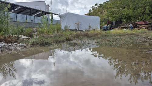 aa-20251004-39310575-39310572-muglada-cadiri-su-basan-aileler-otele-yerlestirildi