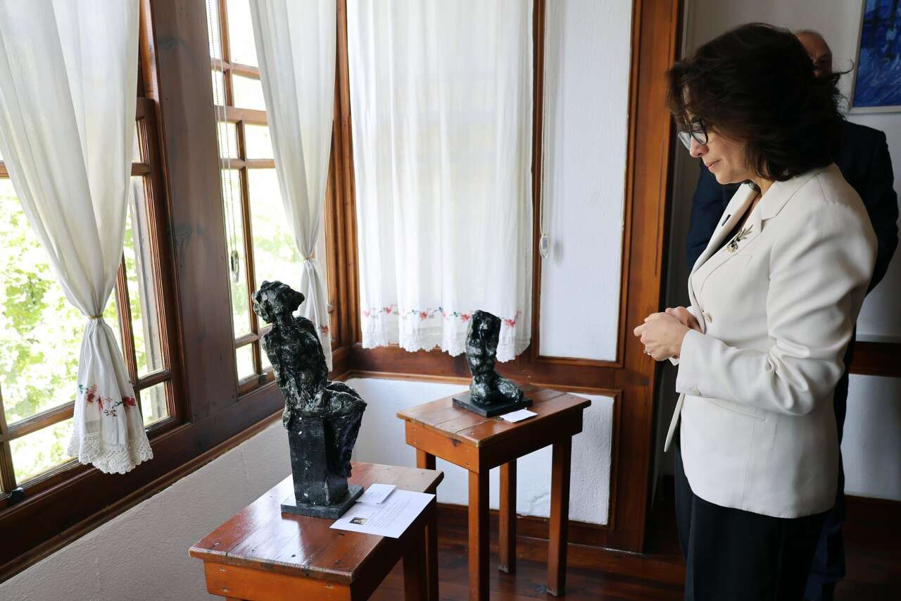 whatsapp-image-2025-10-04-at-16-40-40