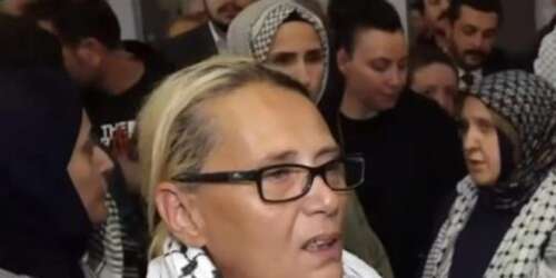 turk-aktivist-aycin-kantoglu-israil-askerleri-ciplak-arama-yapti