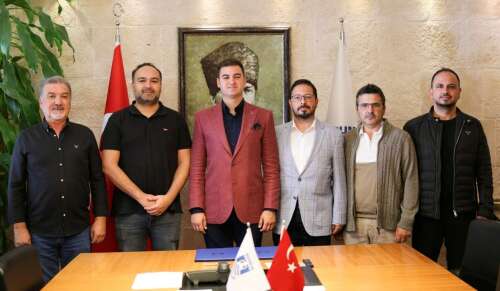 10208-1760102657-4817