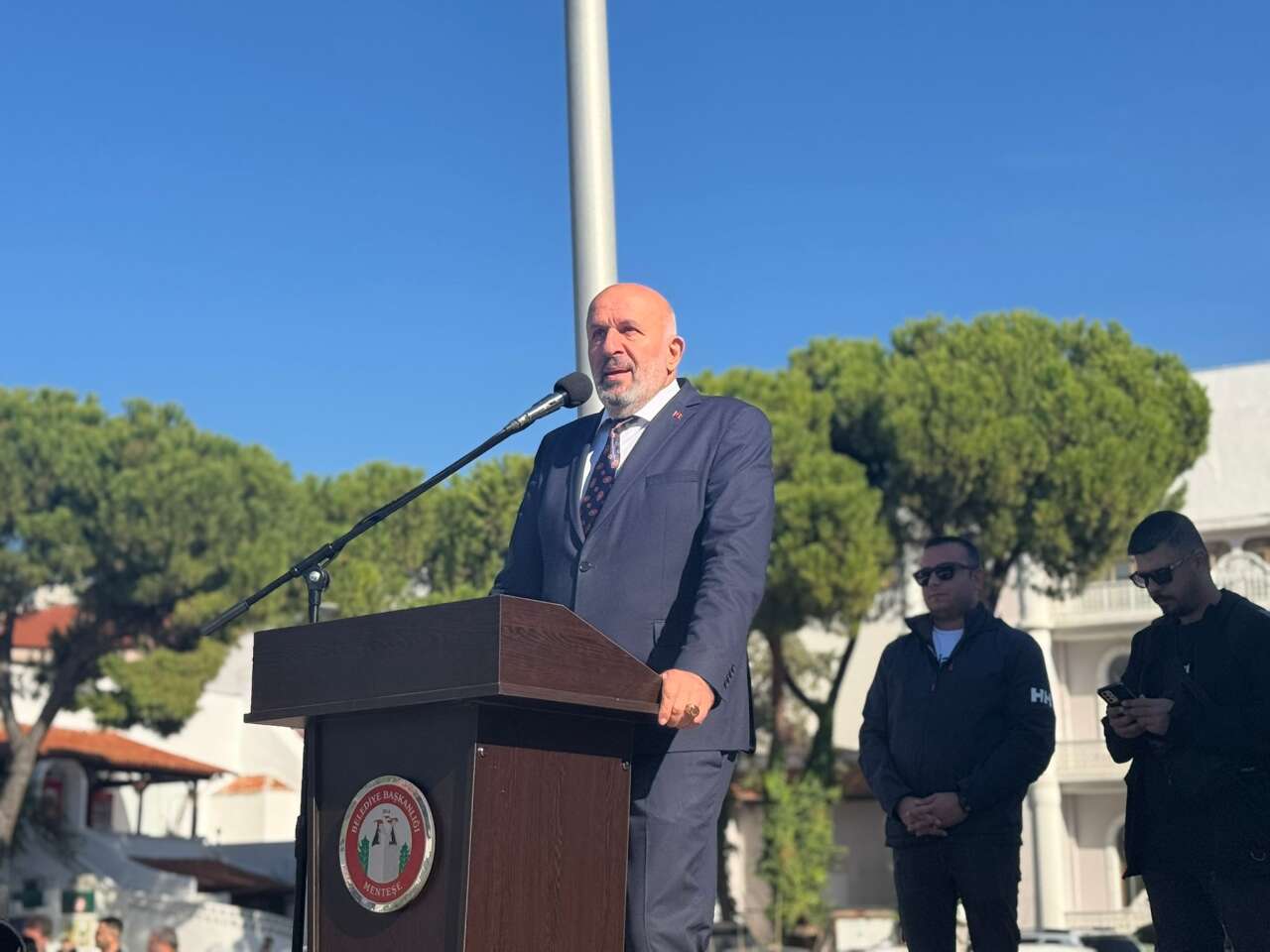 whatsapp-image-2025-10-17-at-11-23-28