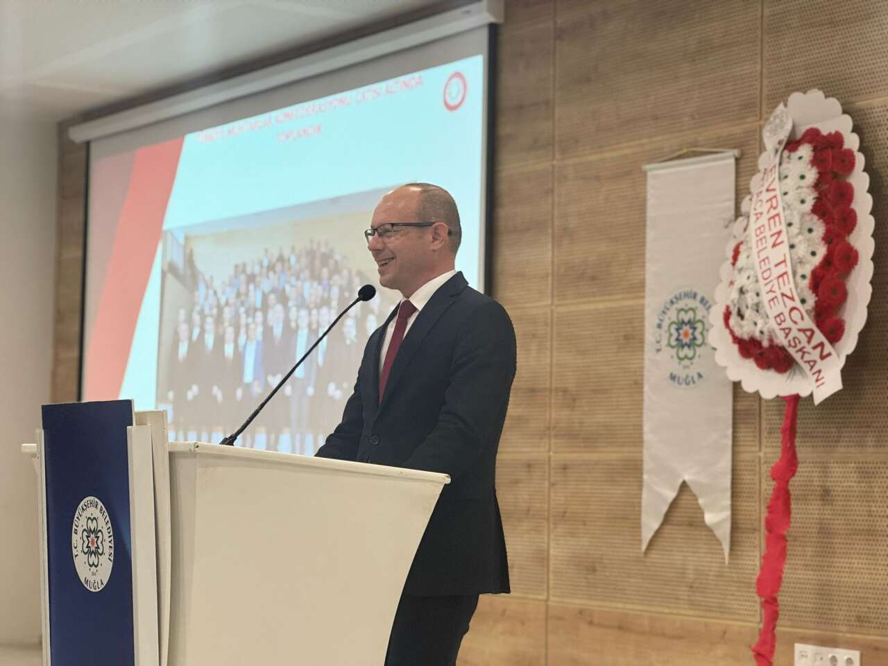 whatsapp-image-2025-10-17-at-13-51-00-2