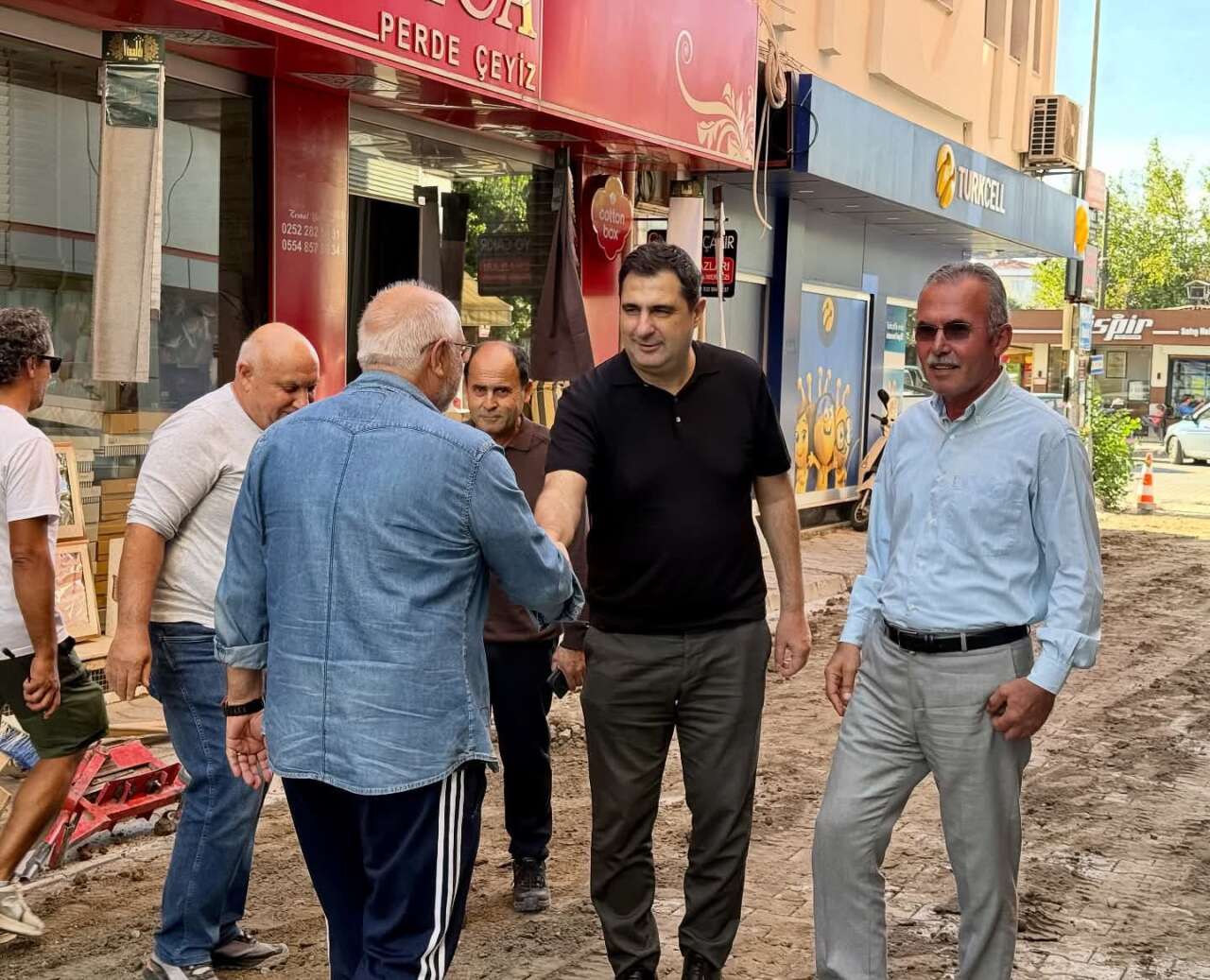 whatsapp-image-2025-10-18-at-17-14-21