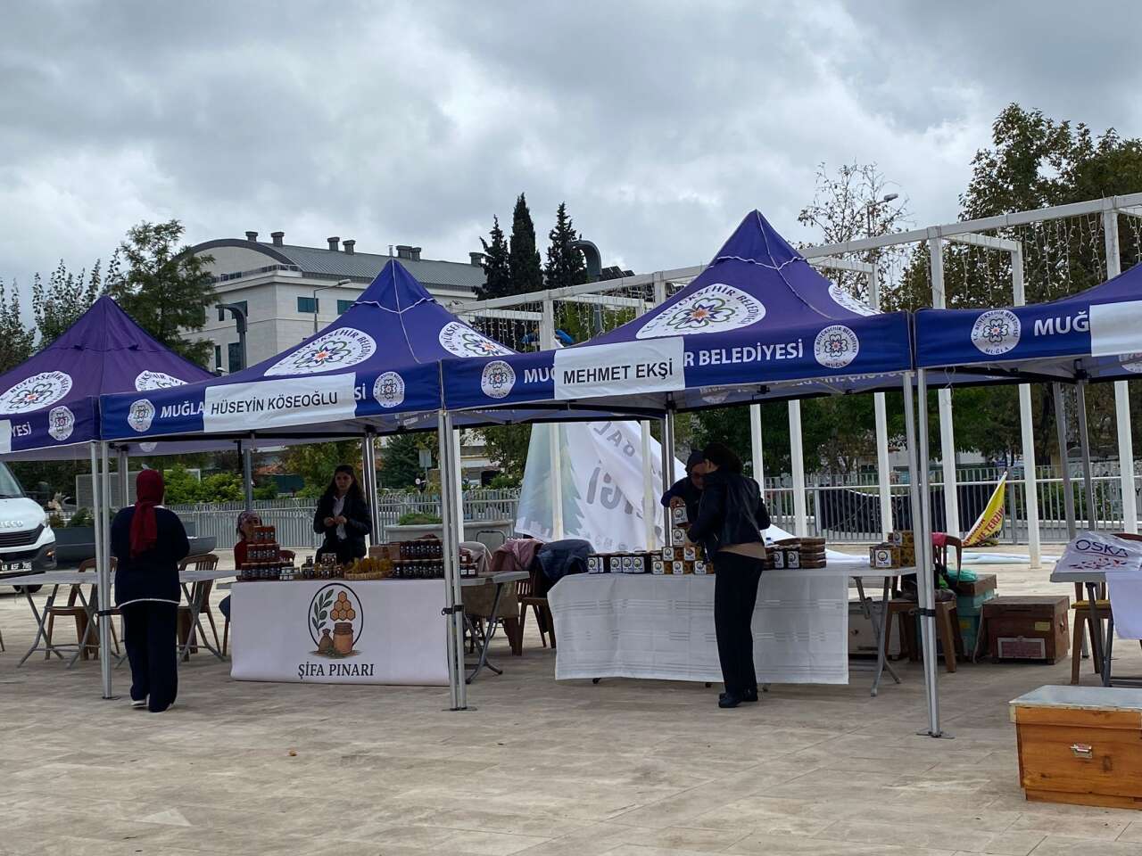 whatsapp-image-2025-10-23-at-11-37-32-2