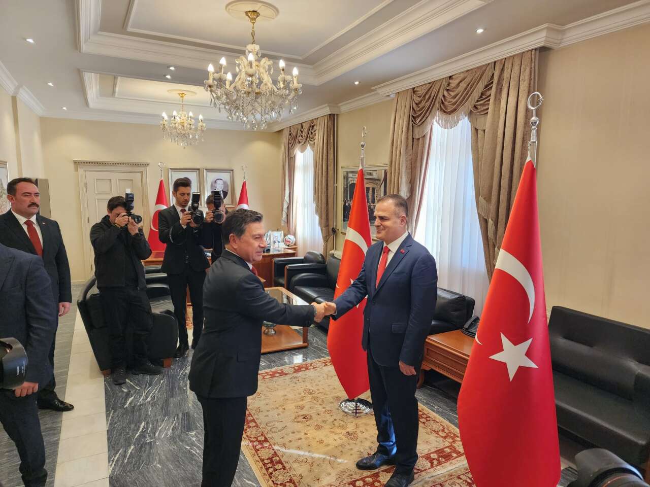 whatsapp-image-2025-10-29-at-09-43-38