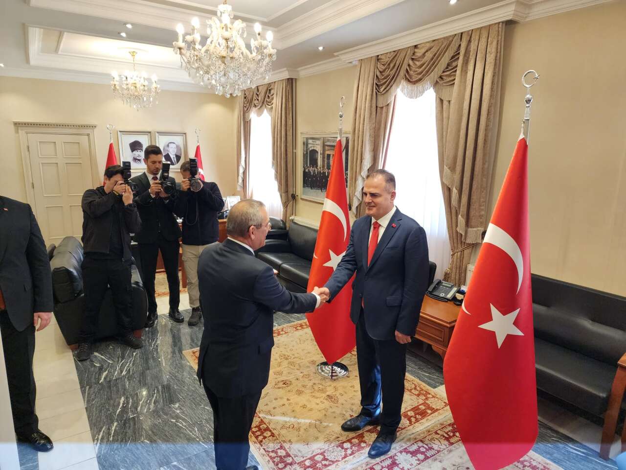 whatsapp-image-2025-10-29-at-09-43-40