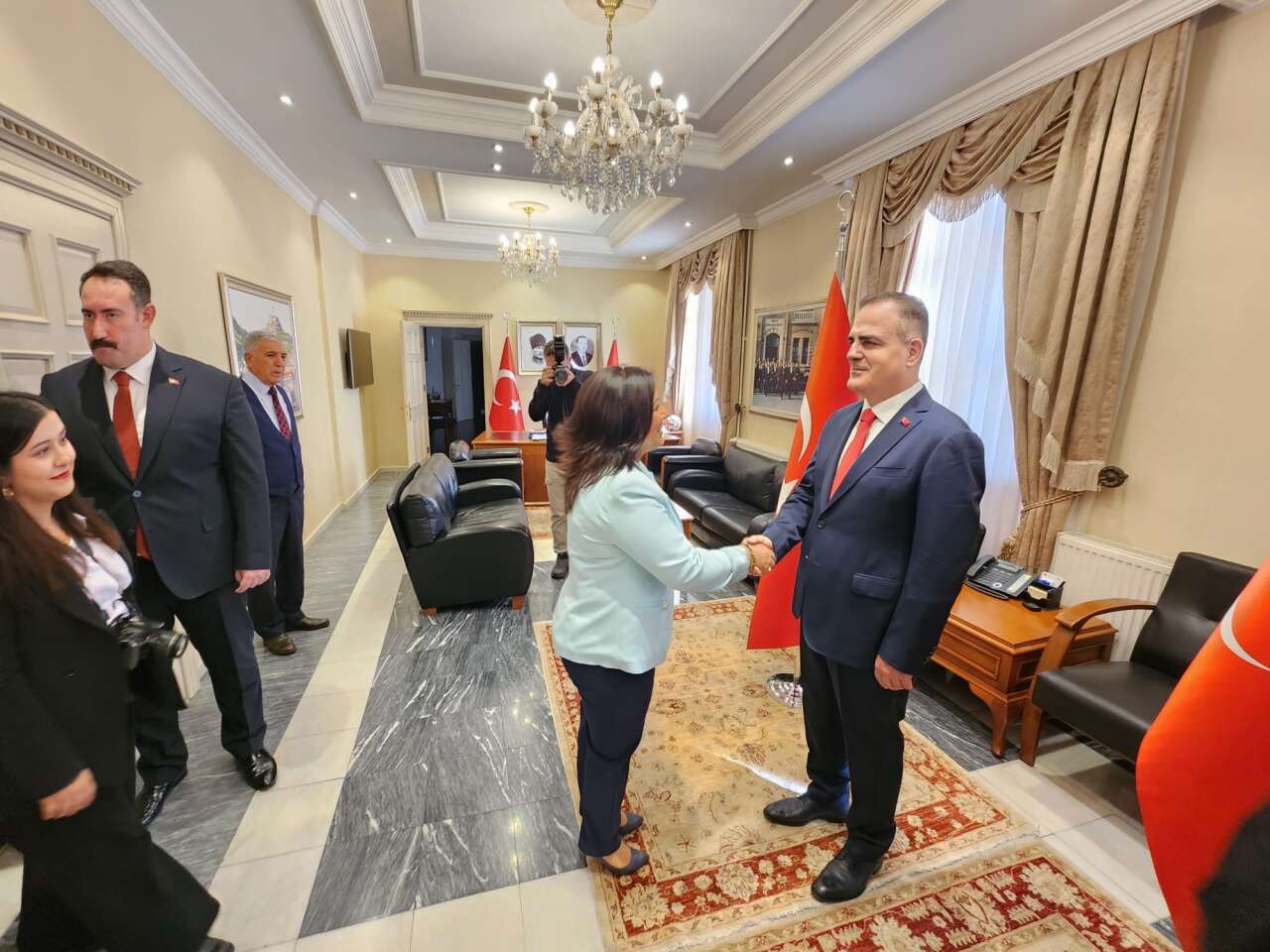 whatsapp-image-2025-10-29-at-09-54-03-1