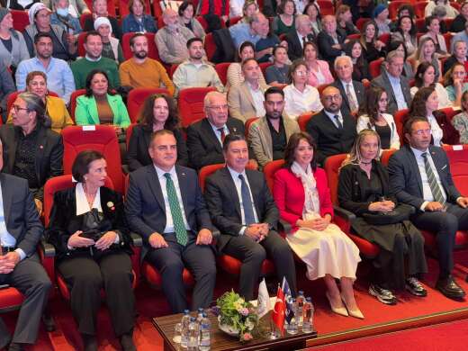 whatsapp-image-2025-10-30-at-23-44-33