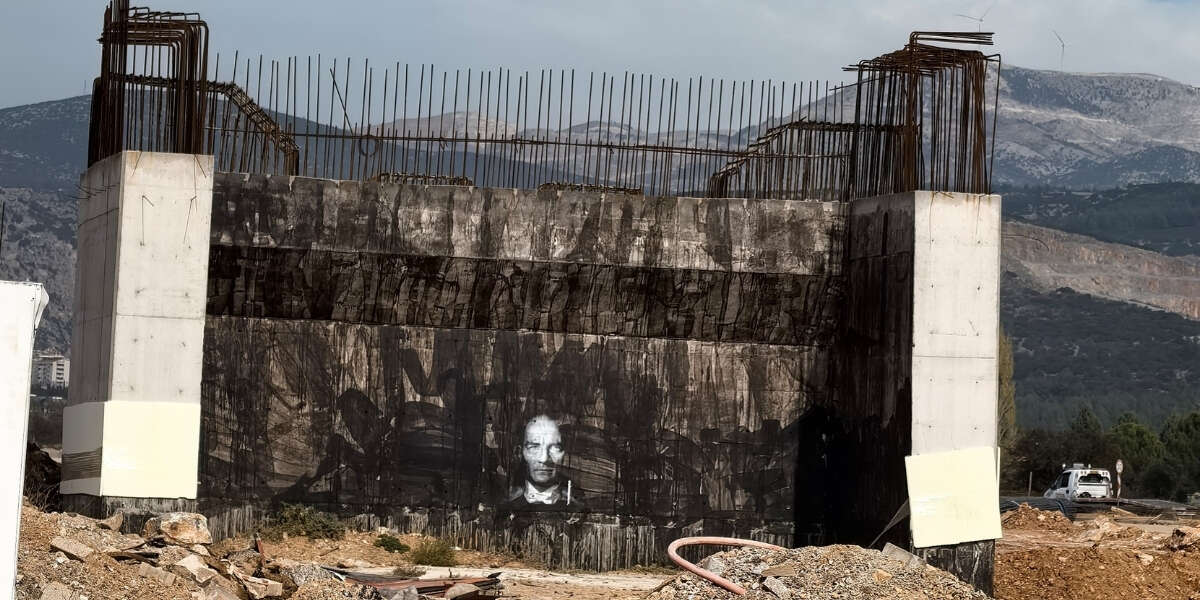 otomobil-kazasinda-yaralanan-kadin-tedaviye-ragmen-hayatini-kaybetti-1