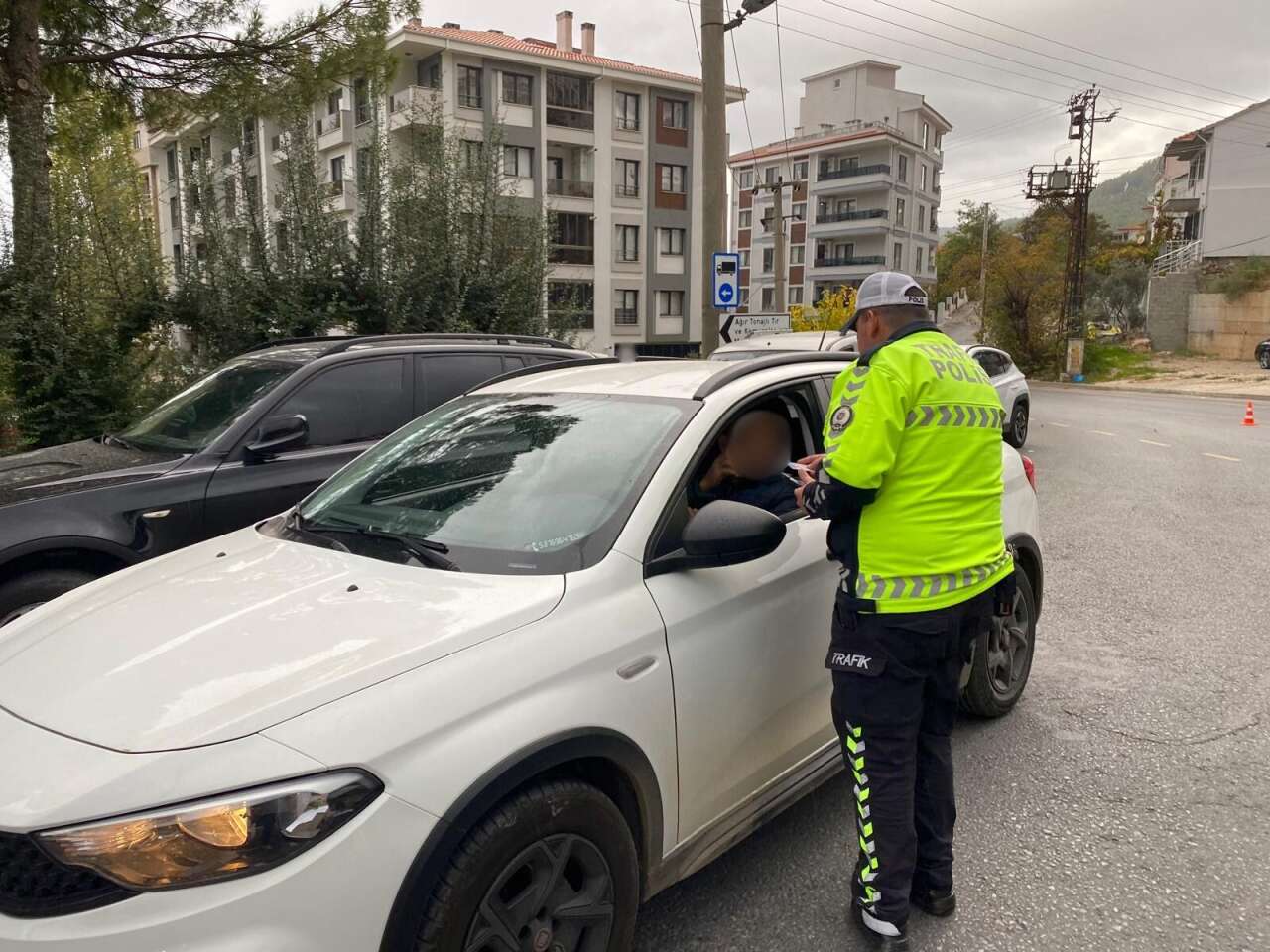 whatsapp-image-2025-11-09-at-18-56-47