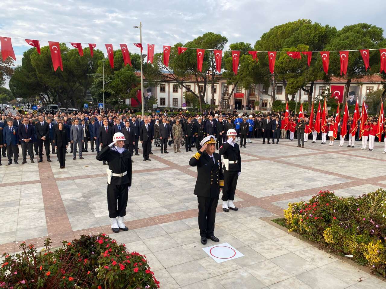 whatsapp-image-2025-11-10-at-09-22-11