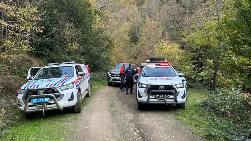 aa-20251108-39654850-39654844-kastamonuda-kaybolan-anne-ve-oglunu-arama-calismalari-suruyor-403121