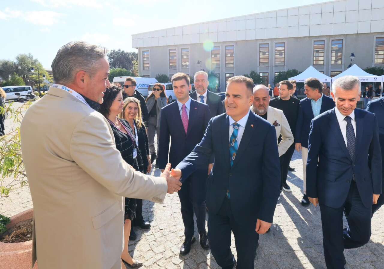 582980649-1174575311514079-2190336659230890694-n