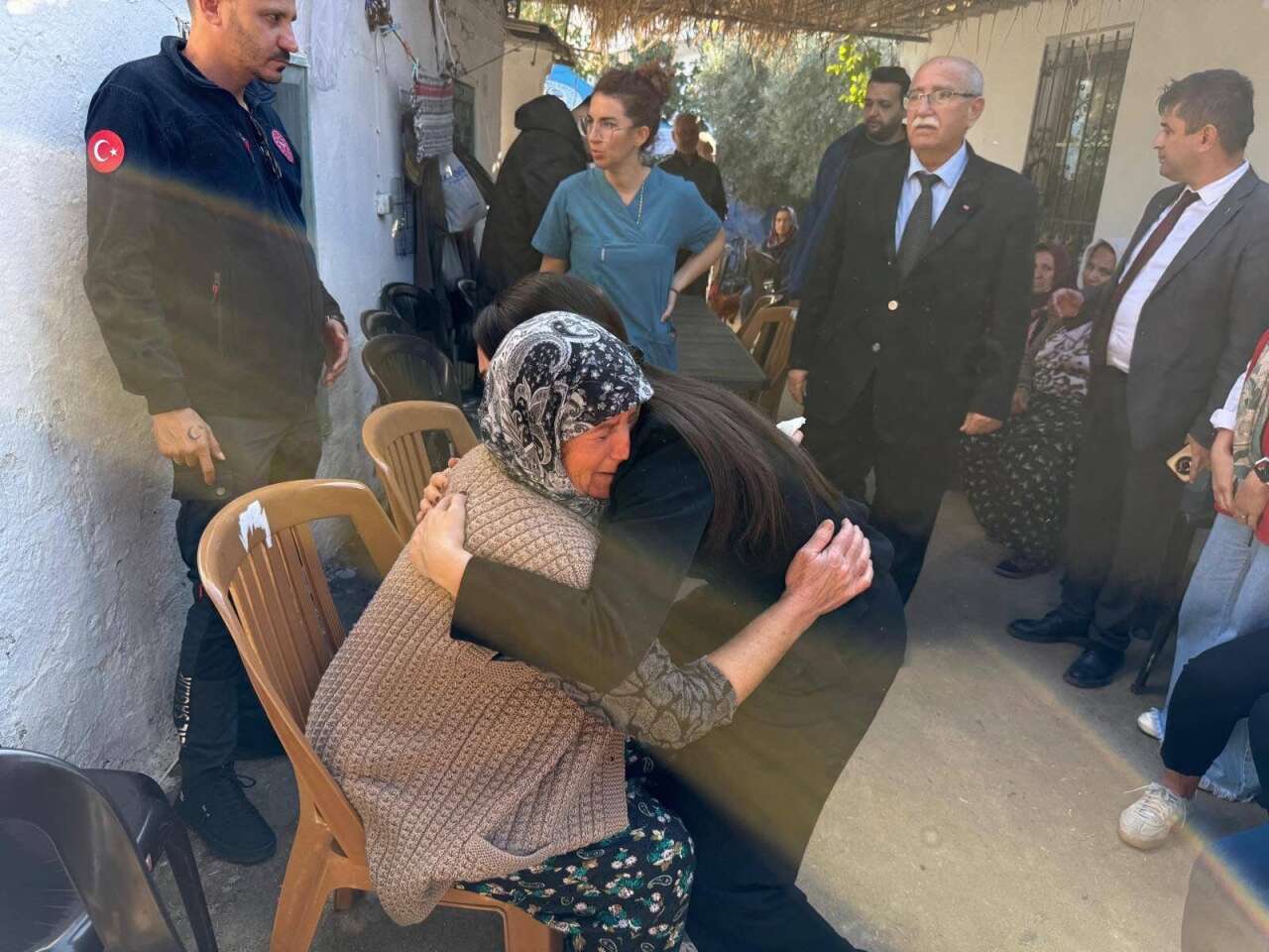 whatsapp-image-2025-11-13-at-16-25-16