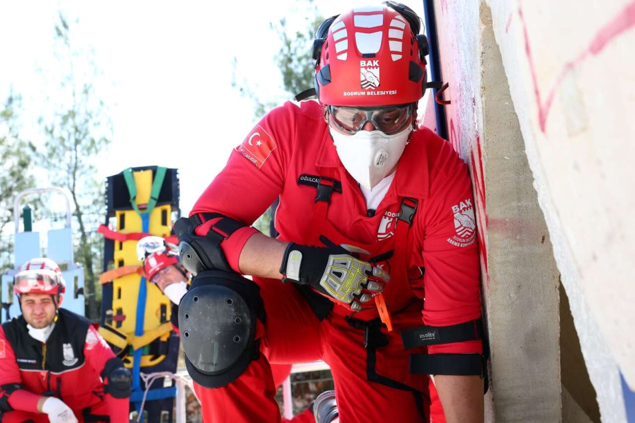 whatsapp-image-2025-11-19-at-18-08-41-1