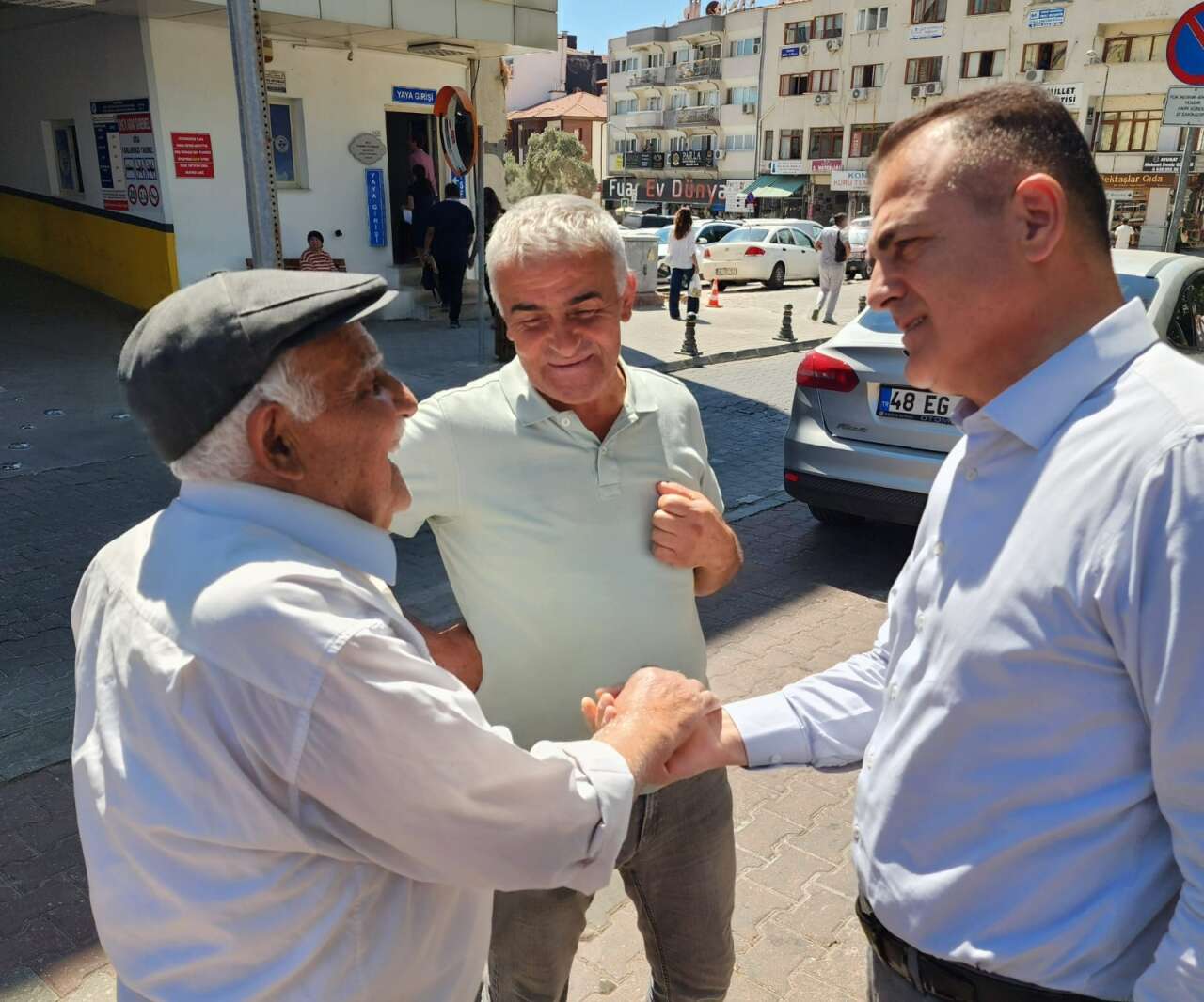 whatsapp-image-2025-11-21-at-15-04-58