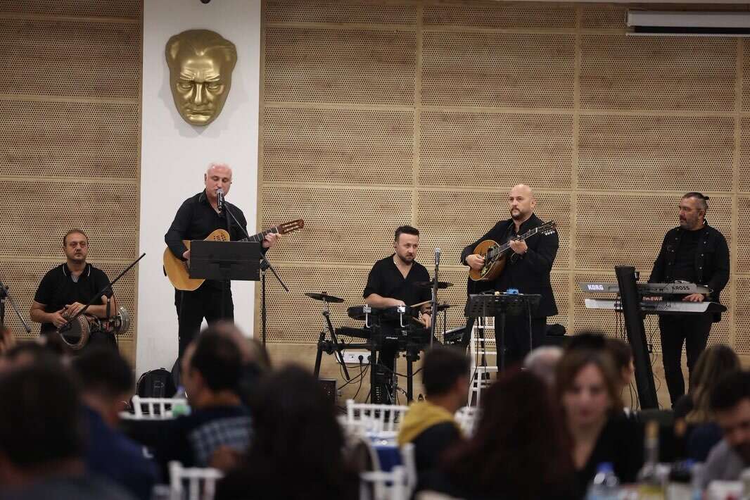 whatsapp-image-2025-11-24-at-14-59-51