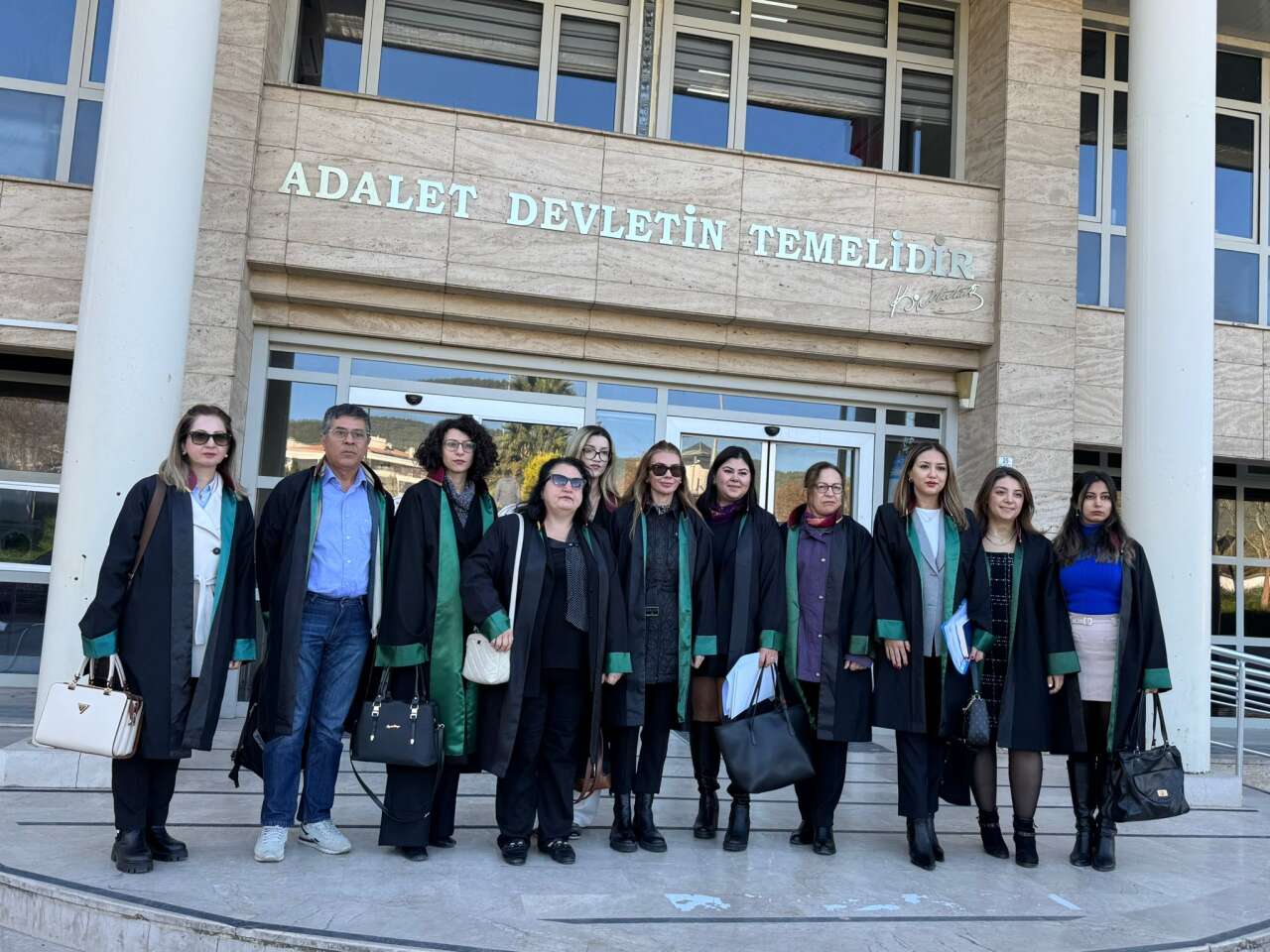 whatsapp-image-2025-11-25-at-12-04-51